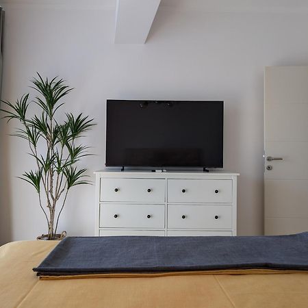 Lux Apartments Harmonia Budva Bagian luar foto