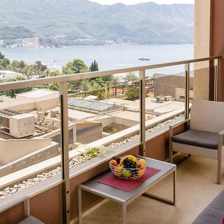 Lux Apartments Harmonia Budva Bagian luar foto
