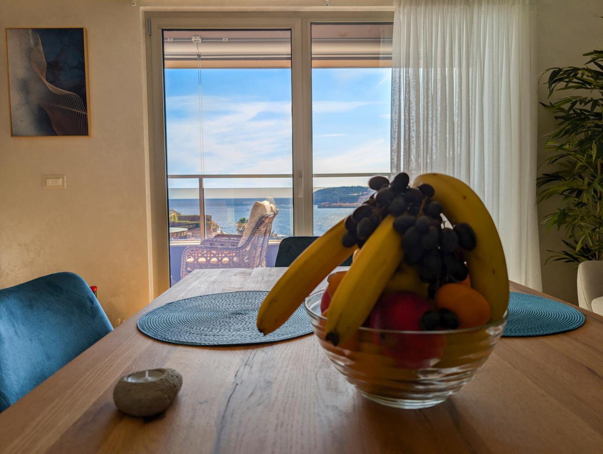 Lux Apartments Harmonia Budva Bagian luar foto