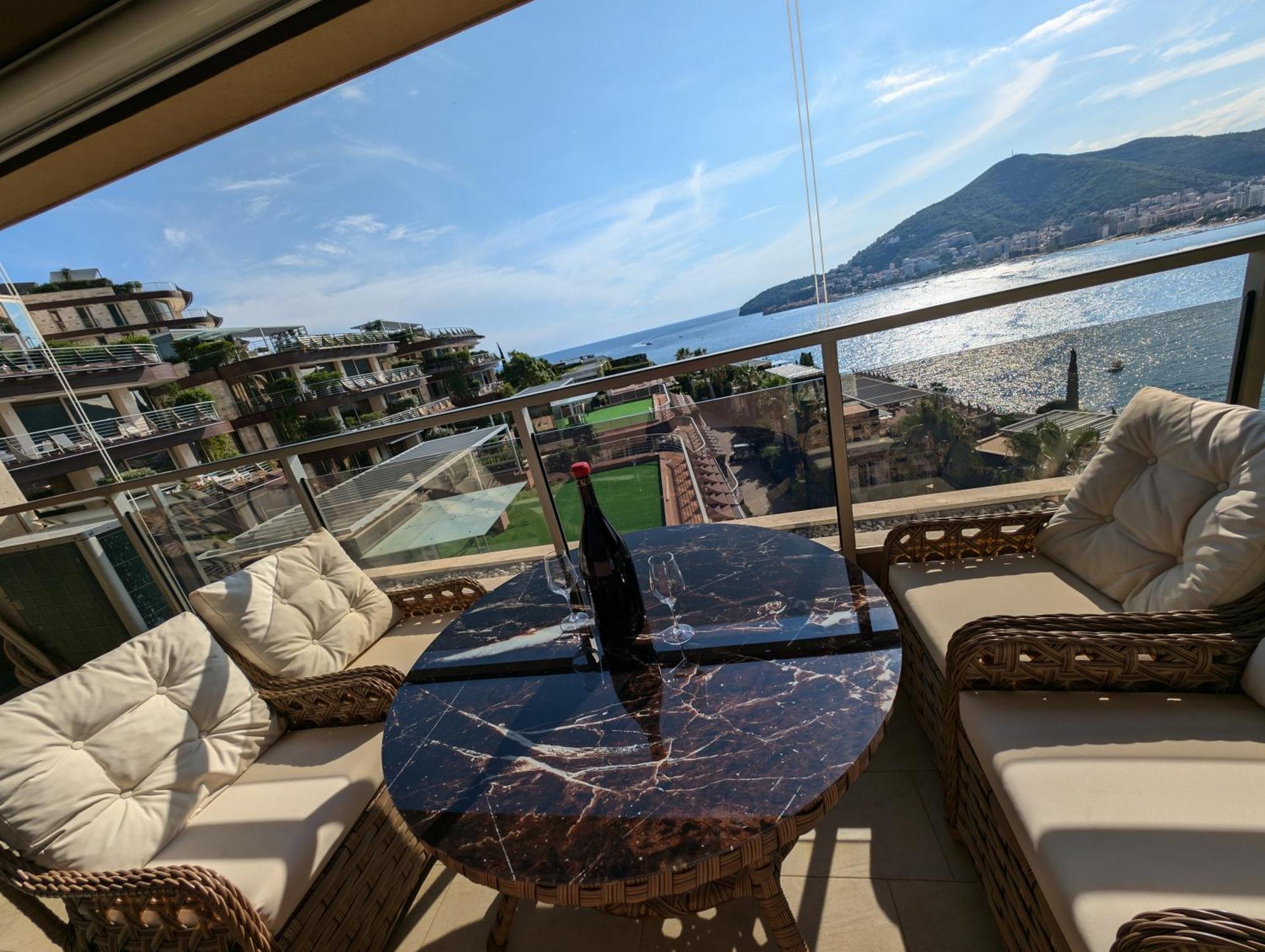 Lux Apartments Harmonia Budva Bagian luar foto