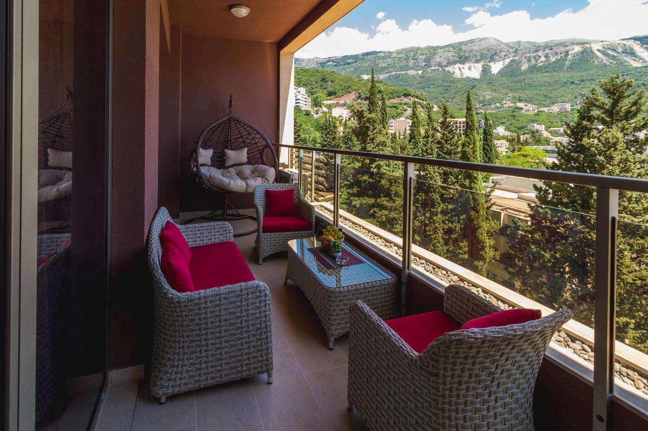 Lux Apartments Harmonia Budva Bagian luar foto