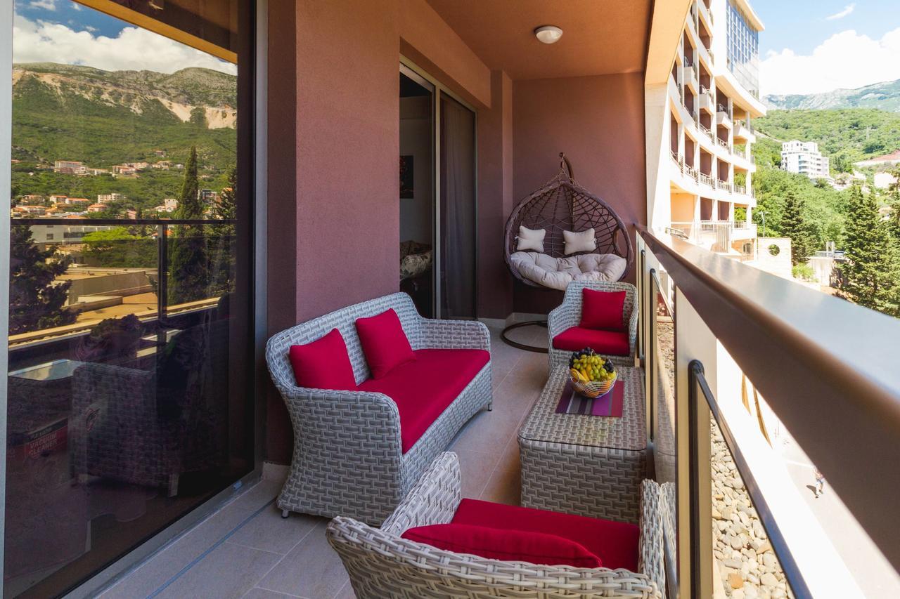 Lux Apartments Harmonia Budva Bagian luar foto