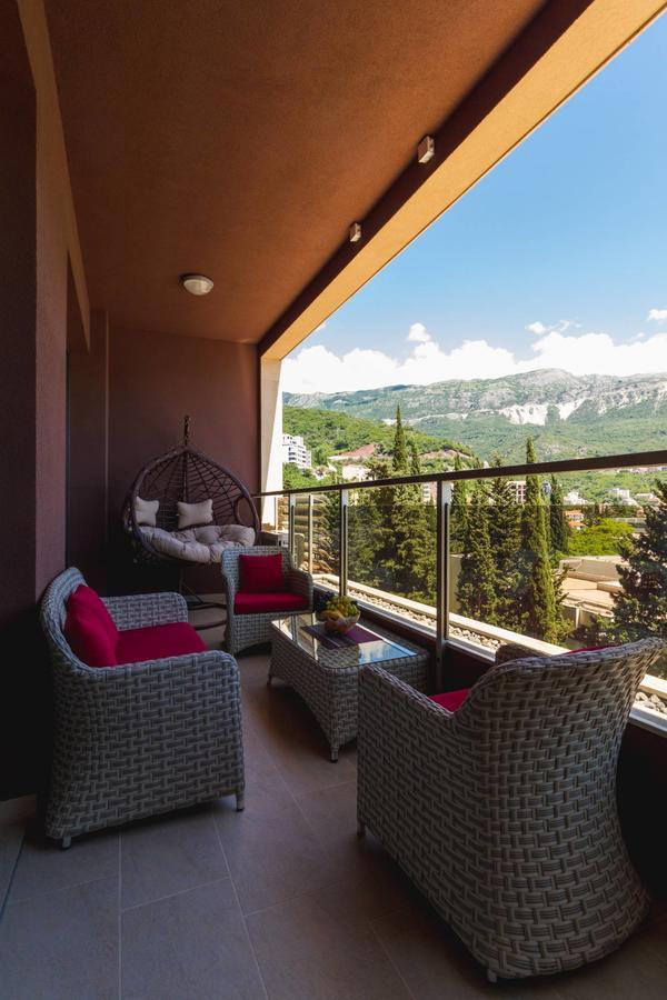 Lux Apartments Harmonia Budva Bagian luar foto