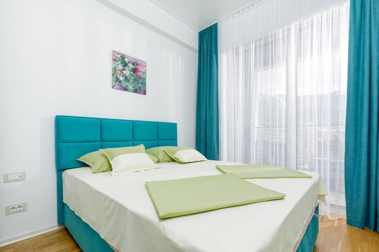 Lux Apartments Harmonia Budva Bagian luar foto