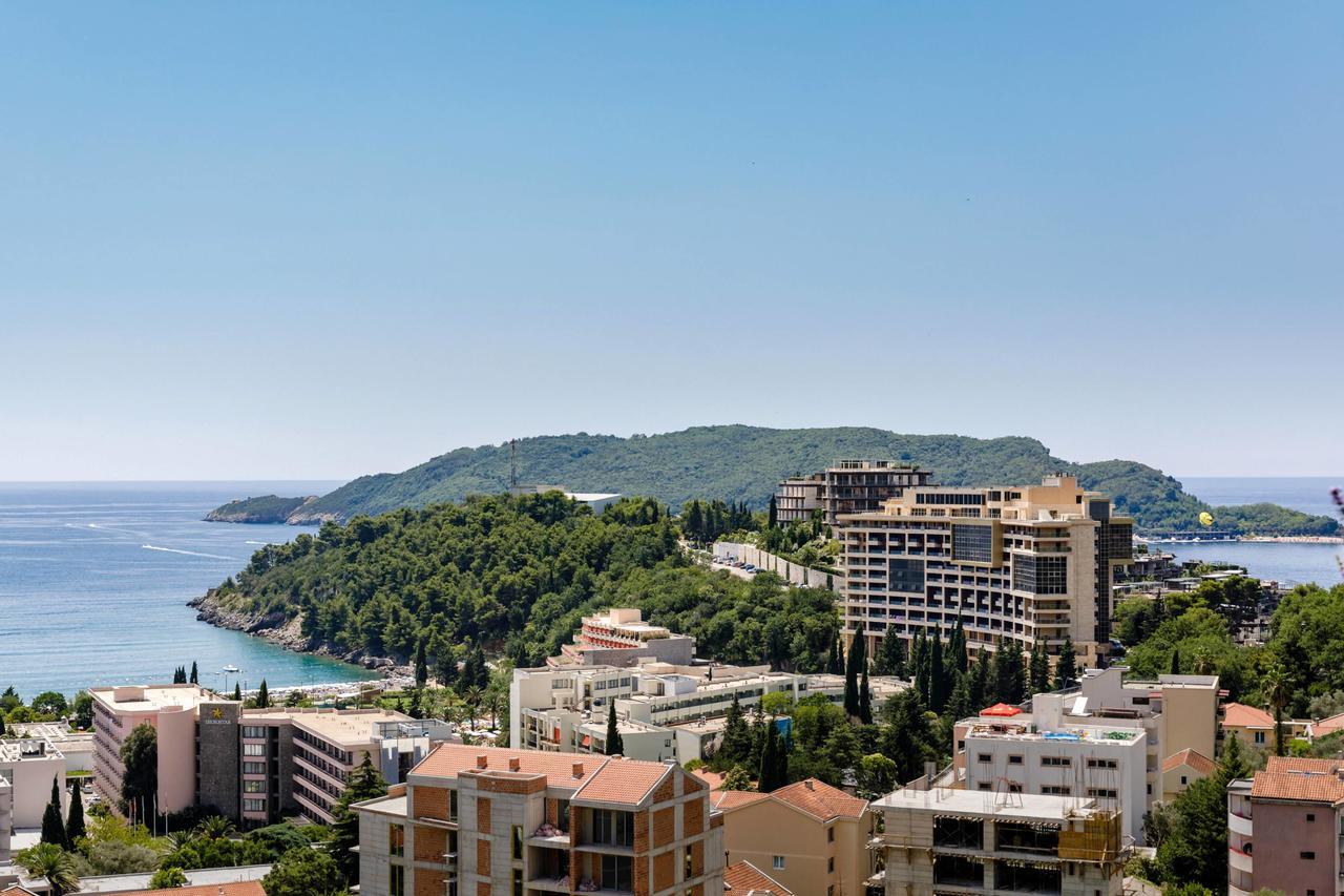 Lux Apartments Harmonia Budva Bagian luar foto